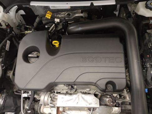 Used 2024 Chevrolet Equinox LT image 30