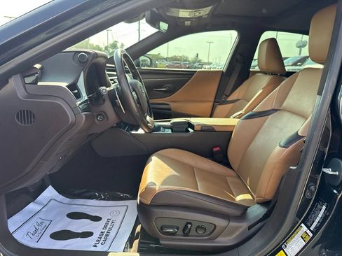 Used 2021 Lexus ES 350 w/ Premium Package FWD image 4