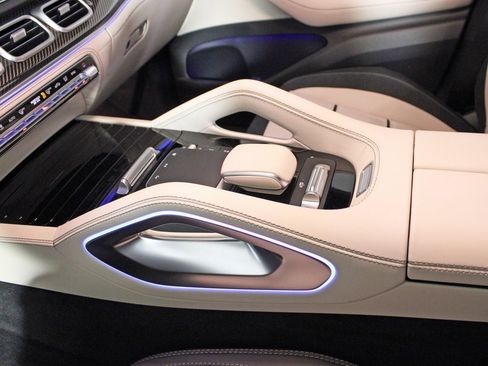 Certified 2026 Mercedes-Benz GLE 450 4MATIC image 24