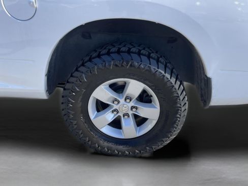 Used 2017 RAM 1500 Tradesman w/ Chrome Appearance Group image 23