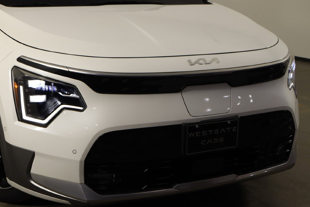 Used 2023 Kia Niro Wave w/ Wave Preserve Package FWD image 46