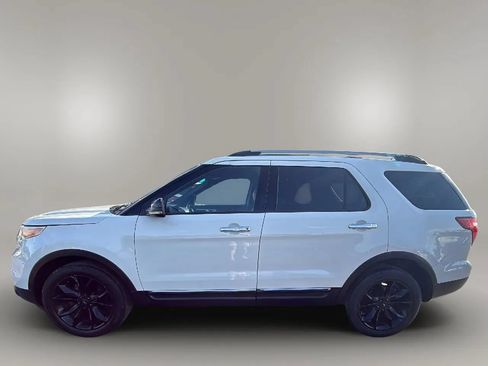 Used 2012 Ford Explorer XLT AWD/4WD image 4