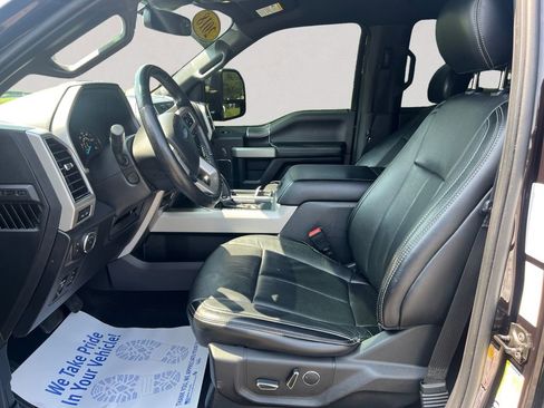 Used 2018 Ford F150 Lariat w/ Equipment Group 502A Luxury image 9