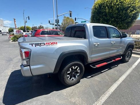 Certified 2023 Toyota Tacoma TRD Off-Road w/ Technology Package AWD/4WD image 1