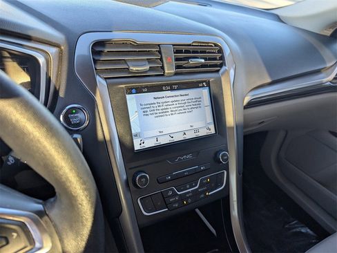 Used 2019 Ford Fusion SEL image 23