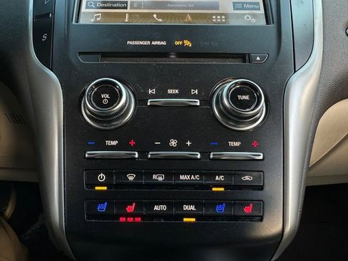 Used 2019 Lincoln MKC Reserve image 27