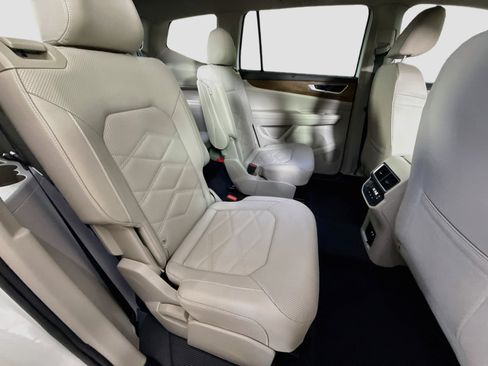 Used 2026 Volkswagen Atlas SE FWD image 27