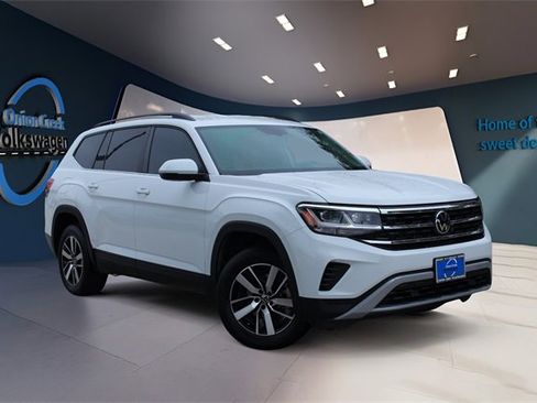 Used 2022 Volkswagen Atlas SE image 1