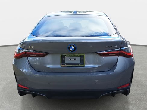 New 2025 BMW i4 eDrive40 w/ Premium Package image 6