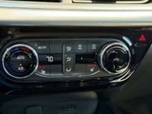 New 2026 Chevrolet Trax LT w/ Driver Confidence Package FWD image 17