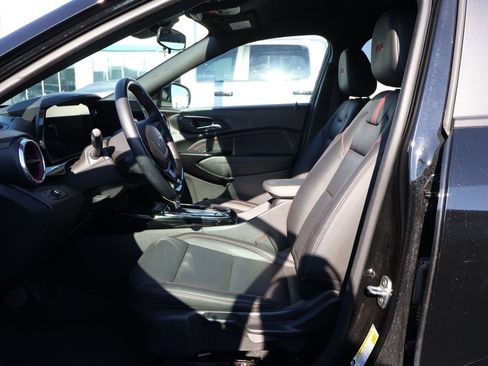 Used 2024 Chevrolet Trax RS w/ Driver Confidence Package FWD image 9