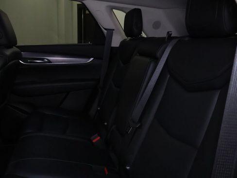 Used 2018 Cadillac XT5 Luxury w/ Driver Awareness Package AWD/4WD image 16