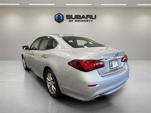 Used 2015 INFINITI Q70 3.7 image 3