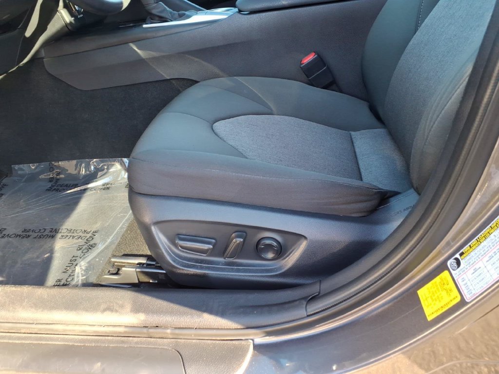 Used 2024 Toyota Camry LE FWD image 15