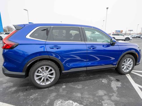 Used 2023 Honda CR-V EX-L image 6