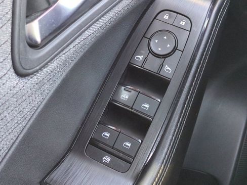 Certified 2023 Nissan Rogue SV image 21