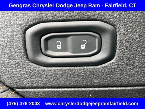 Certified 2025 Jeep Wrangler Unlimited Sahara AWD/4WD image 45