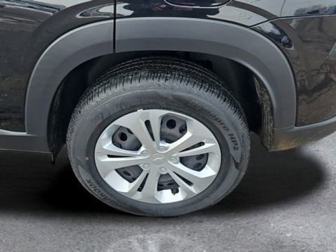 Certified 2024 Chevrolet Trax LS image 20