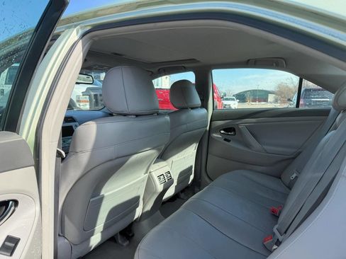Used 2007 Toyota Camry Hybrid image 12