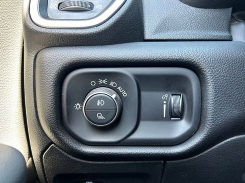 Used 2023 RAM 1500 Big Horn image 47