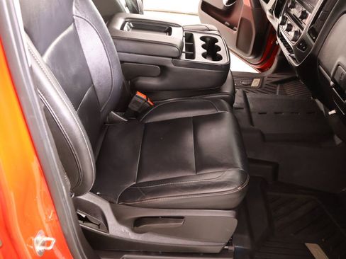 Used 2018 Chevrolet Silverado 1500 LT w/ Texas Edition image 13