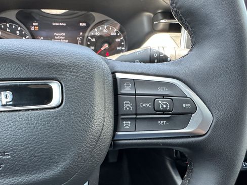 Used 2025 Jeep Compass Limited AWD/4WD image 27