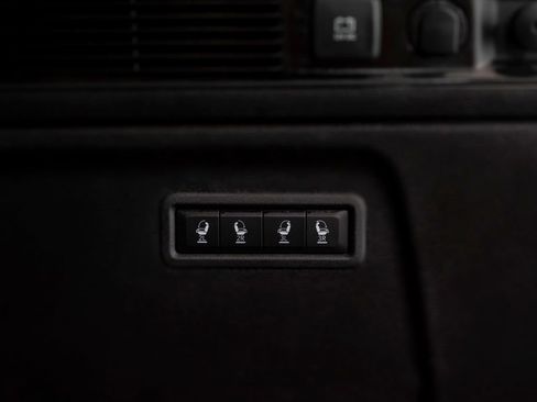 Used 2024 Jeep Wagoneer L Series III w/ Flexible Seating Group image 18