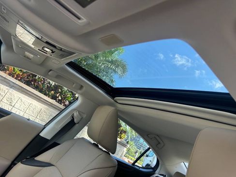 Used 2021 Lexus ES 350 w/ Protection Package (P3) image 18