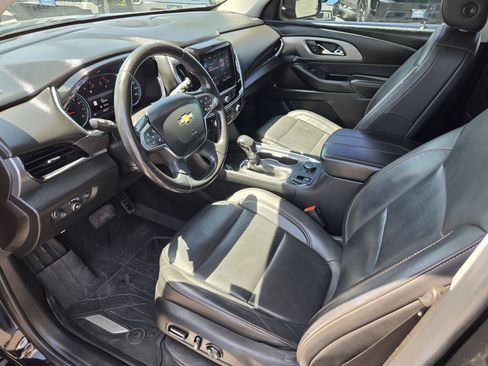Used 2021 Chevrolet Traverse Premier w/ Redline Edition FWD image 14