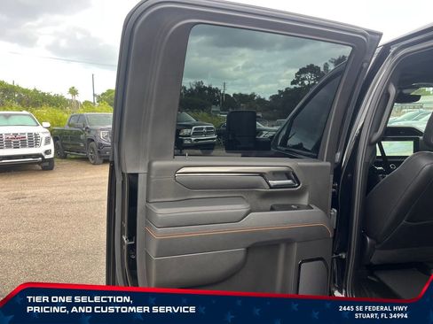 Used 2025 GMC Sierra 2500 AT4 w/ AT4 Premium Plus Package AWD/4WD image 29