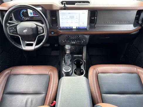Used 2024 Ford Bronco Outer Banks image 18
