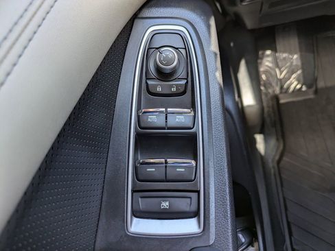 Used 2021 Subaru Ascent Limited w/ Technology Package image 26