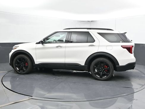 Used 2021 Ford Explorer ST w/ Equipment Group 401A AWD/4WD image 9
