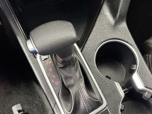 Used 2020 Kia Sportage LX image 14