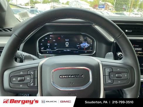 Used 2025 GMC Sierra 1500 Denali w/ Denali Reserve Package AWD/4WD image 14