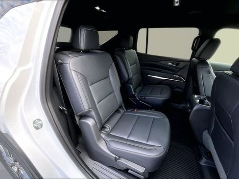 New 2026 Chevrolet Traverse LT w/ Driver Confidence Package image 9