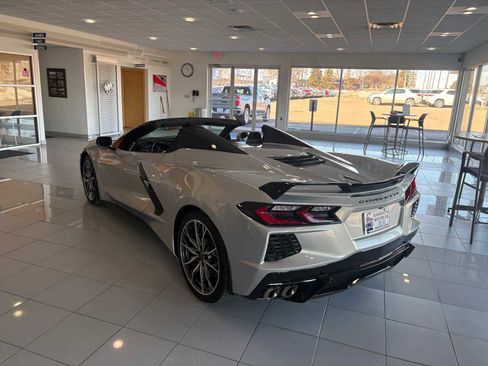 Used 2024 Chevrolet Corvette Stingray Preferred Conv w/ LPO, Roadside Safety Package image 11