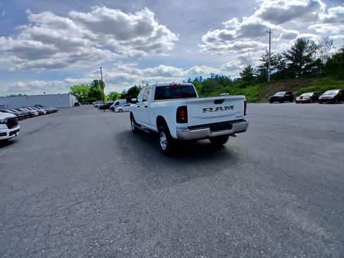 New 2026 RAM 2500 Tradesman AWD/4WD image 6
