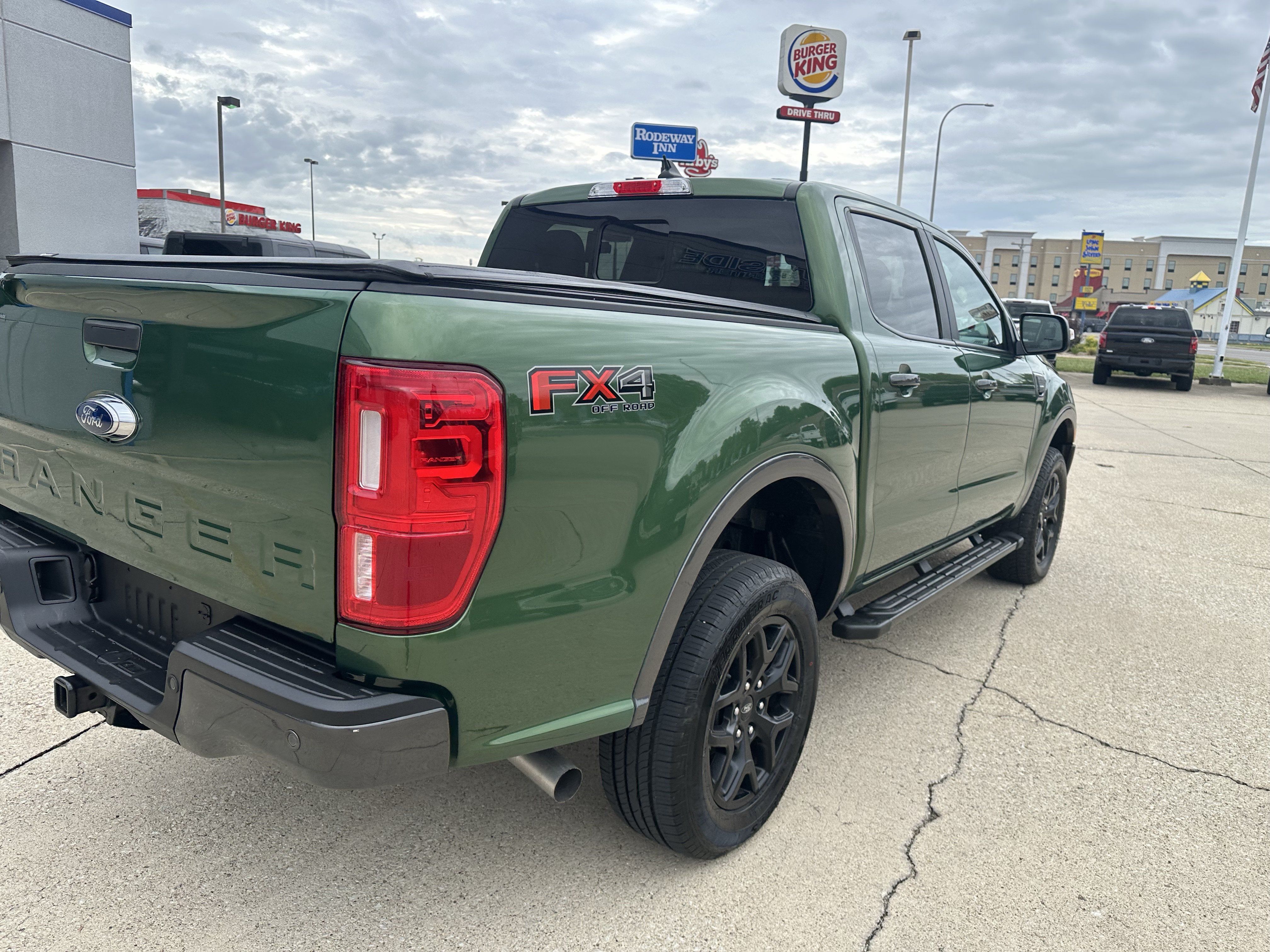 Used 2023 Ford Ranger Lariat w/ Equipment Group 501A High AWD/4WD image 4
