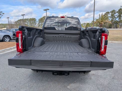 Certified 2026 Ford F250 Lariat w/ Black Appearance Package image 13