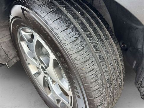 Used 2022 Kia Telluride EX image 10