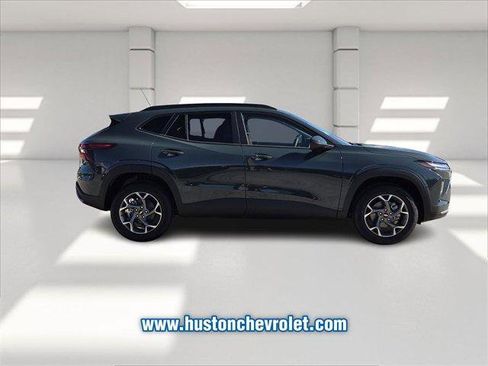 New 2026 Chevrolet Trax LT image 6