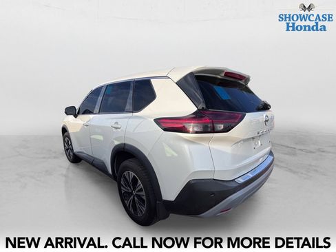 Used 2021 Nissan Rogue SV FWD image 4