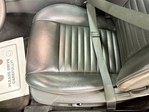 Used 2010 Dodge Challenger R/T image 17