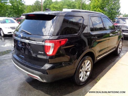 Used 2016 Ford Explorer Limited image 3