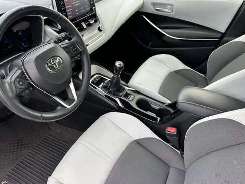 Used 2022 Toyota Corolla XSE image 9