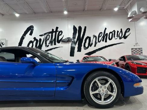 Used 2002 Chevrolet Corvette Coupe w/ Preferred Equipment Group2 image 5