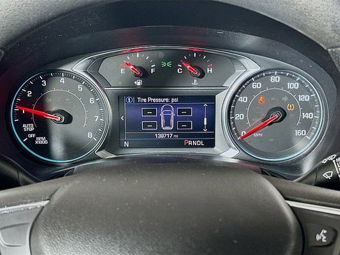 Used 2019 Chevrolet Equinox LT FWD image 13