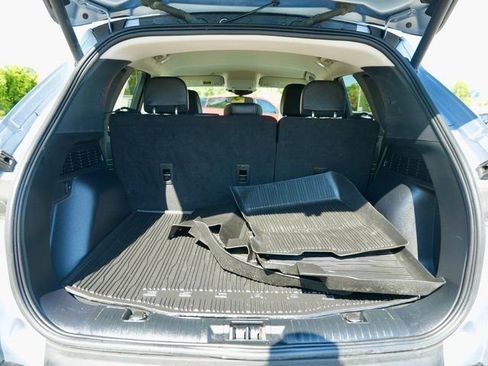 Used 2022 Ford Escape SEL w/ Technology Package image 6