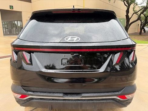 Used 2023 Hyundai Tucson SEL w/ Convenience Package AWD/4WD image 4